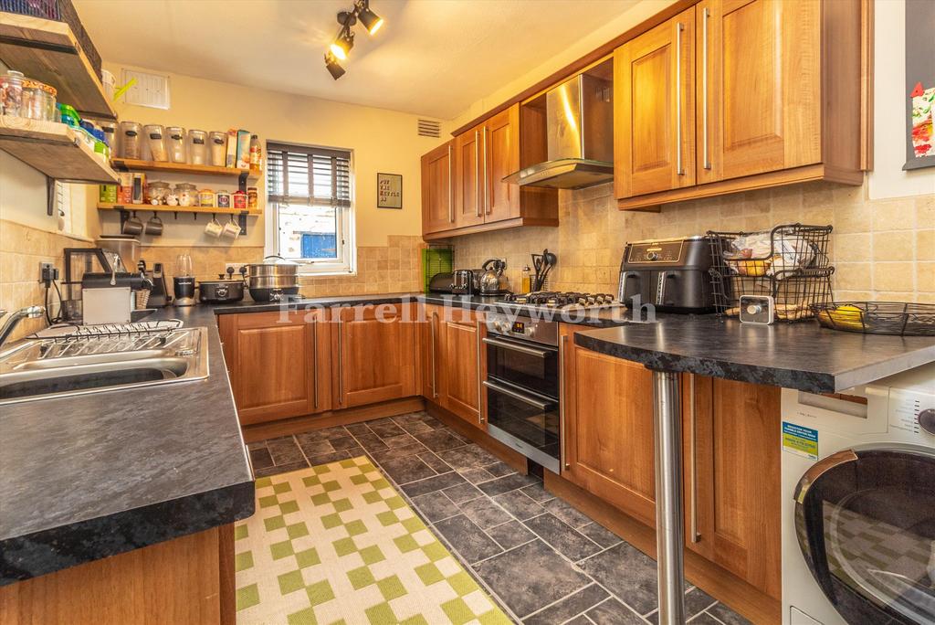 Kitchen image 2