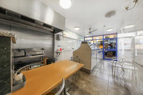 Mixed use for sale, London SE22