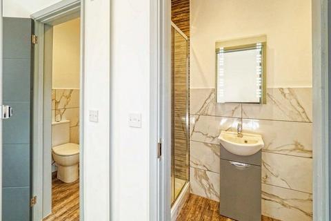 1 bedroom flat to rent, Market St, Watford WD18
