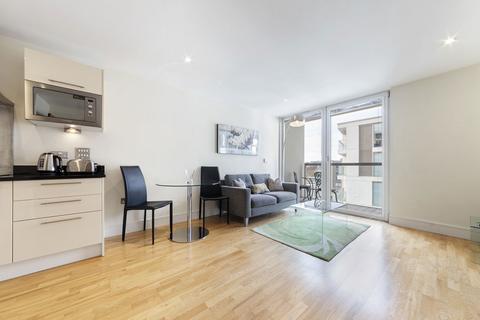 1 bedroom flat to rent, Lanterns Way, London E14