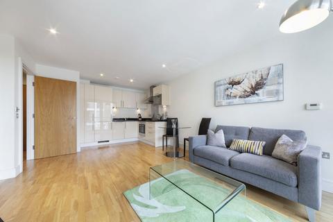 1 bedroom flat to rent, Lanterns Way, London E14