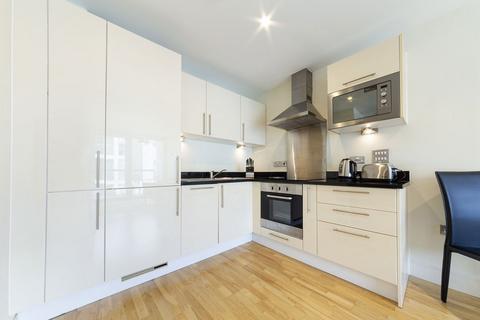 1 bedroom flat to rent, Lanterns Way, London E14