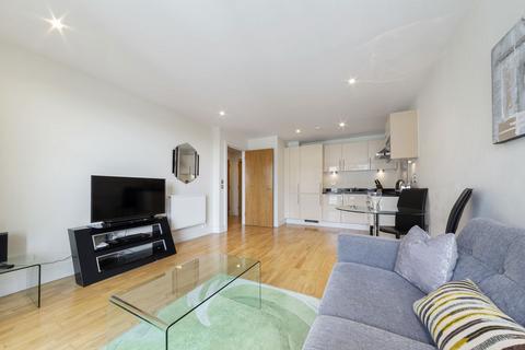 1 bedroom flat to rent, Lanterns Way, London E14