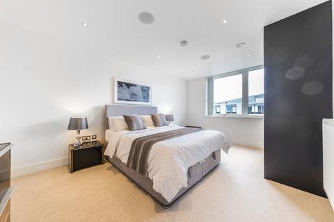 2 bedroom flat to rent, Dowells Street, London SE10