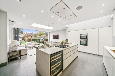 5 bedroom terraced house for sale, Wandle Road, SW17