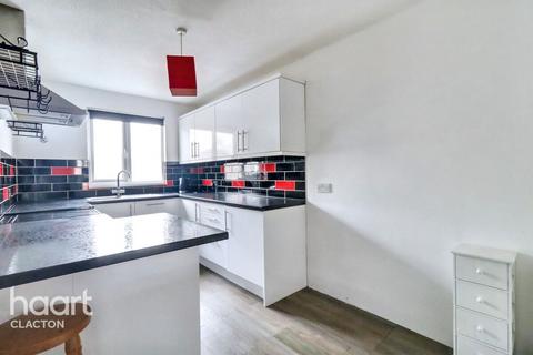 1 bedroom apartment for sale, Beach Road, Clacton-On-Sea