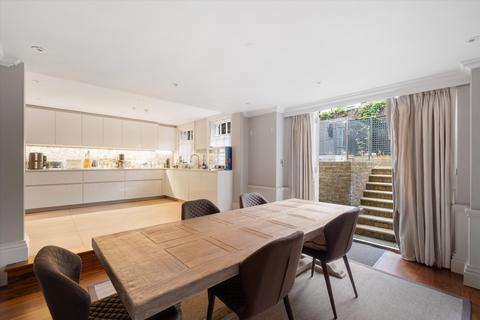 5 bedroom detached house to rent, Victoria Road, Kensington, London, W8
