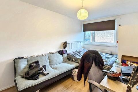 4 bedroom flat for sale, 23 Gateway, Walworth, London, SE17 3UE