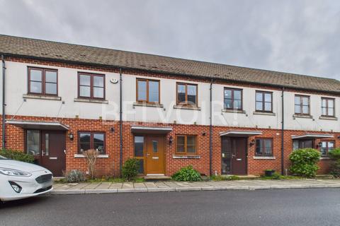 2 bedroom terraced house to rent, The Spinney, Limes Park, Basingstoke, RG24