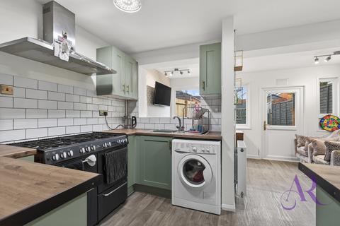 3 bedroom terraced house for sale, Carroll Close, Newport Pagnell