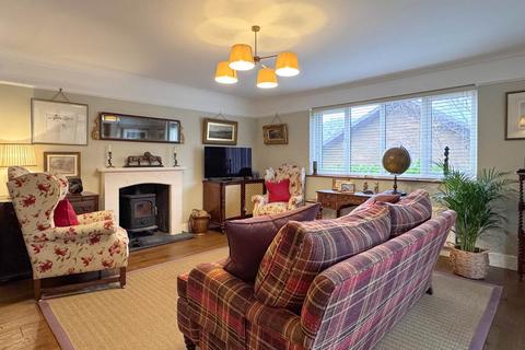 3 bedroom detached bungalow for sale, Franksbridge, Llandrindod Wells, LD1