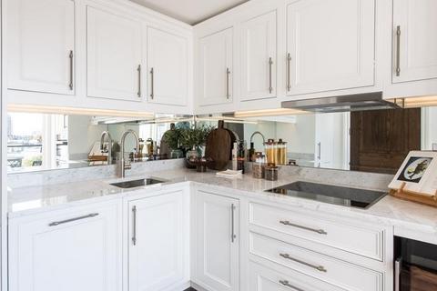 2 bedroom apartment to rent, Prince Of Wales Terrace, Kensington W8