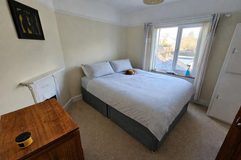 Bedroom 2.jpg