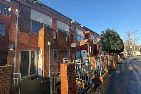 2 bedroom apartment to rent, Hucknall Road, Nottingham NG5