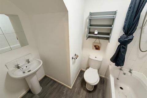 2 bedroom apartment to rent, Hucknall Road, Nottingham NG5