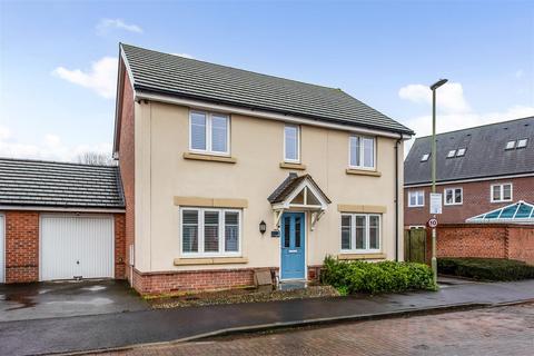 4 bedroom detached house for sale, Hirst Road, Drayton