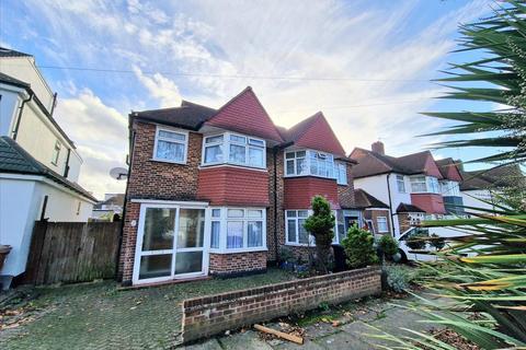 Daneswood Avenue, London, SE6