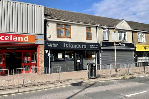 Restaurant to rent - 80-86 Furtherwick Rd Canvey Island SS8 7DR