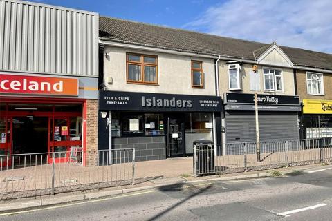 Restaurant to rent, 80-86 Furtherwick Rd Canvey Island SS8 7DR