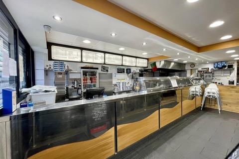 Restaurant to rent, 86 Furtherwick Rd Canvey Island SS8 7AJ