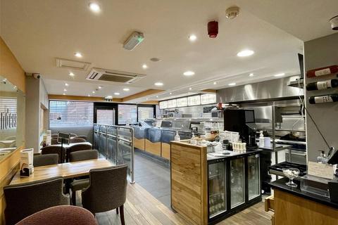 Restaurant to rent, 86 Furtherwick Rd Canvey Island SS8 7AJ