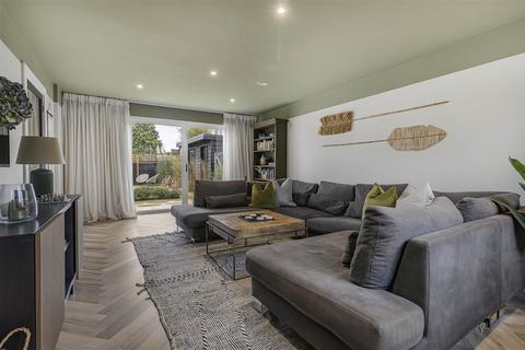 undefined, Frambury Lane, Newport CB11
