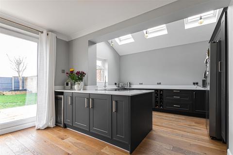 4 bedroom detached house for sale, Winstanley Road, Saffron Walden CB11