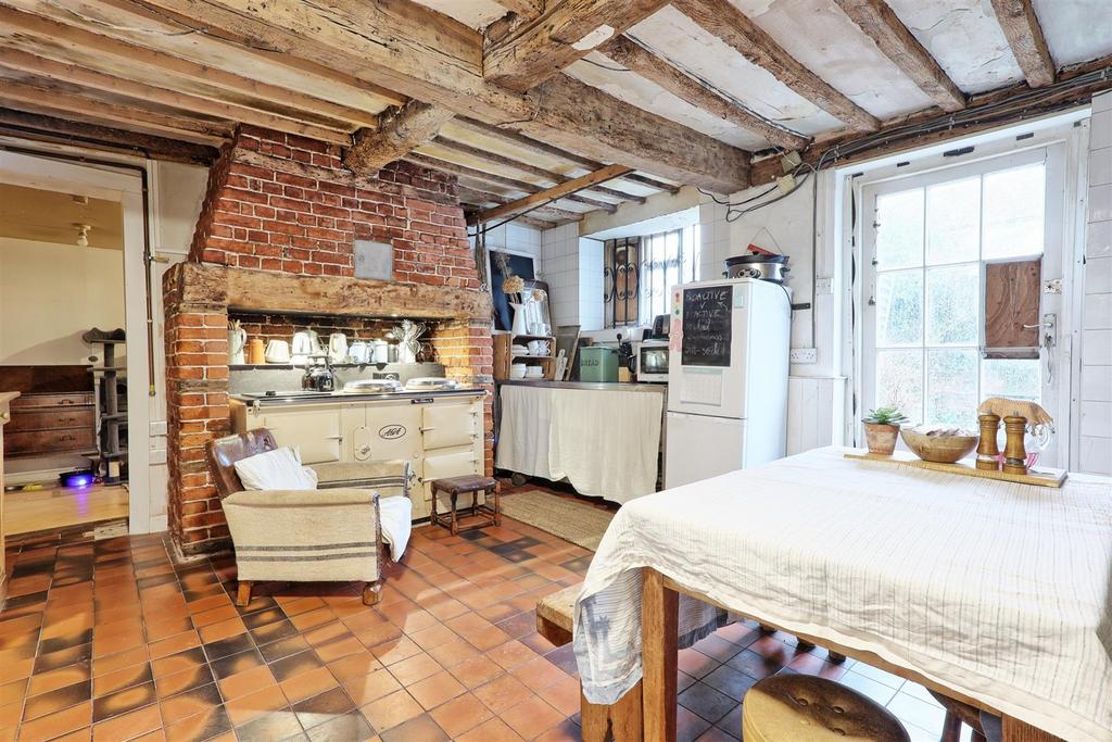IMG 9485 6 7 easy HDR-interior3.jpg