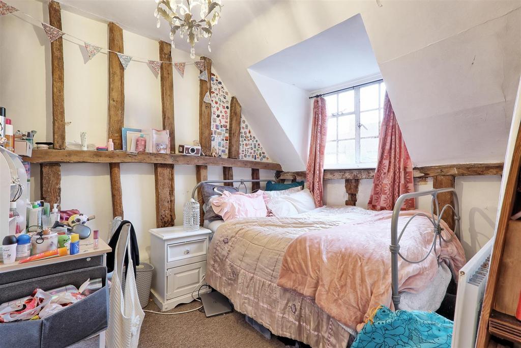 IMG 9530 1 2 easy HDR-interior3.jpg