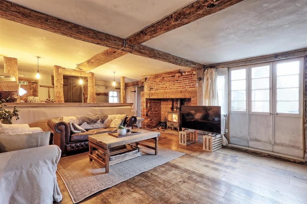 IMG 9470 1 2 easy HDR-interior3.jpg