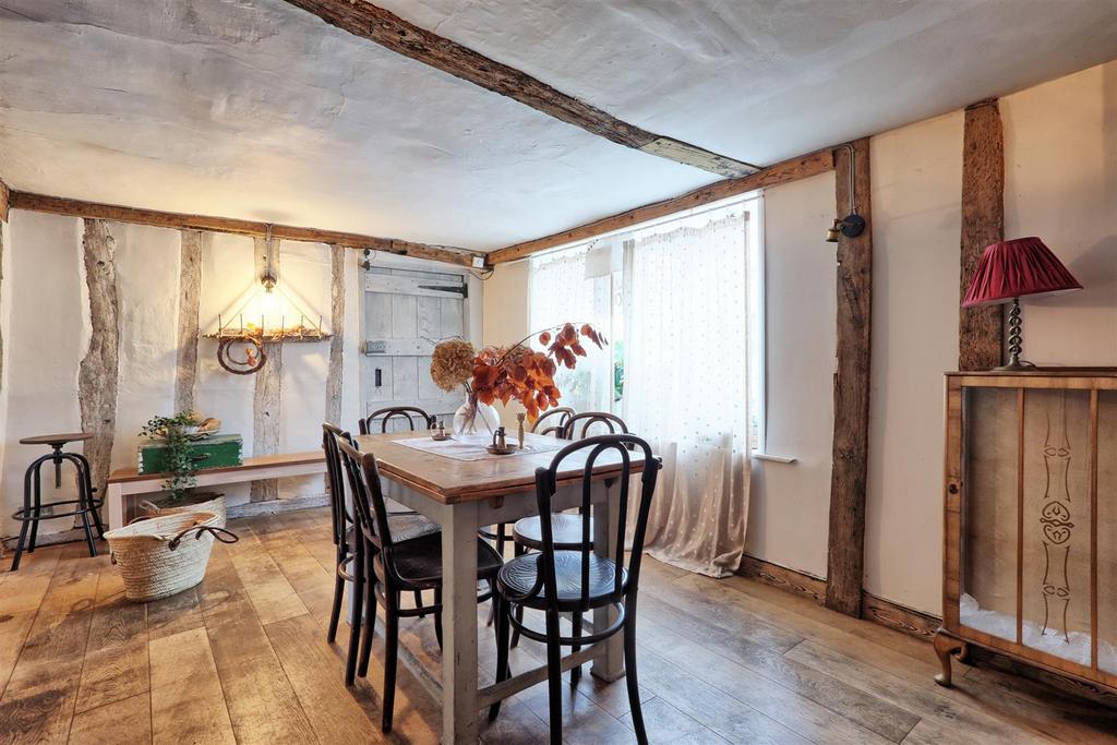 IMG 9476 7 8 easy HDR-interior3.jpg