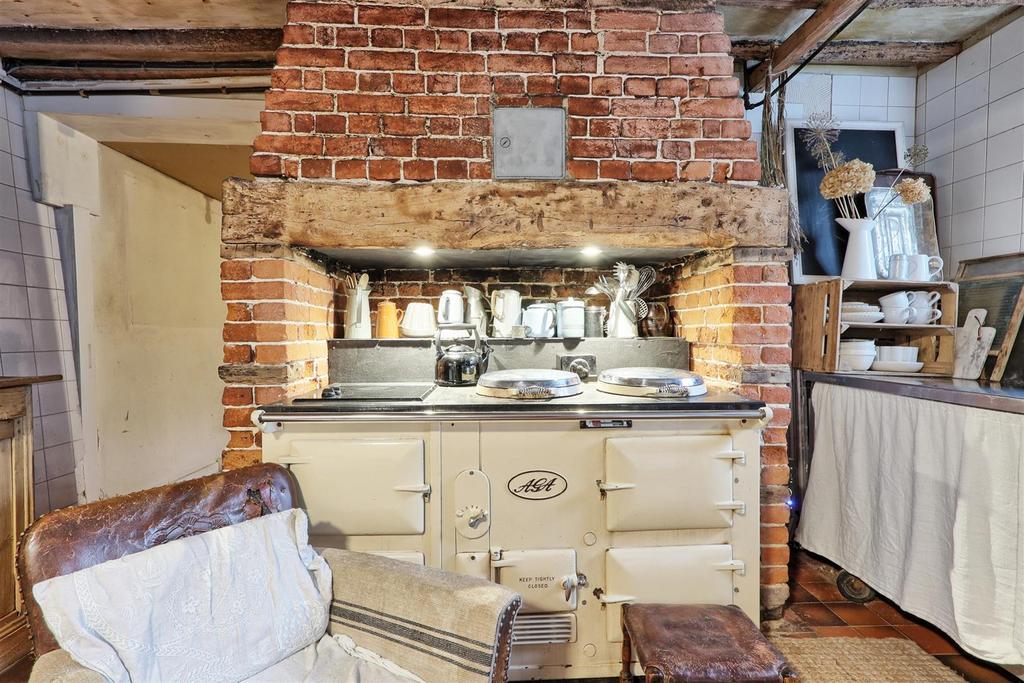 IMG 9488 89 90 easy HDR-interior3.jpg