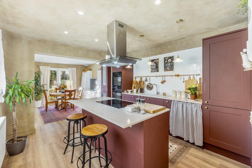 Kitchen Breakfast/ Dining Room