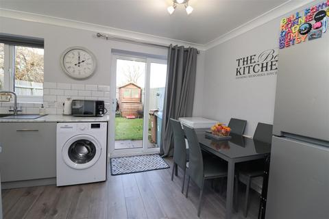 3 bedroom end of terrace house for sale, St Marys Court, Pocklington