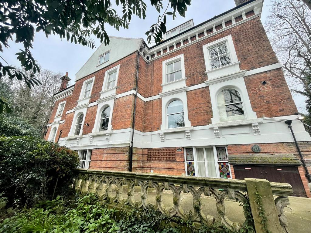 5 Grove House New