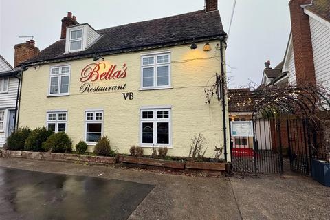 Property to rent - High Street, Burnham-On-Crouch