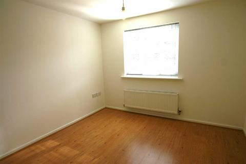 2 bedroom apartment to rent, Ashdown Grove, Walsall