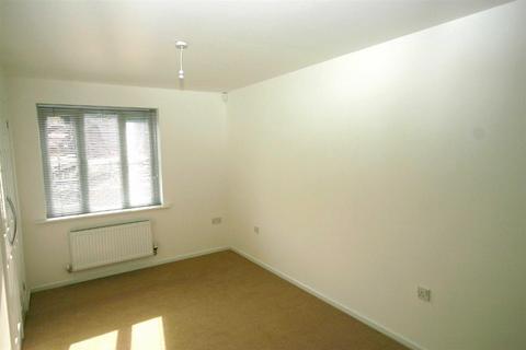 2 bedroom apartment to rent, Ashdown Grove, Walsall