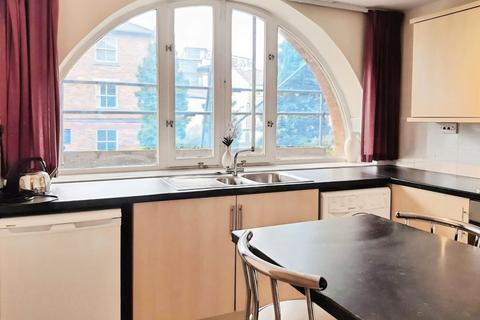 2 bedroom flat to rent, Navigation Walk, Leeds, UK, LS10