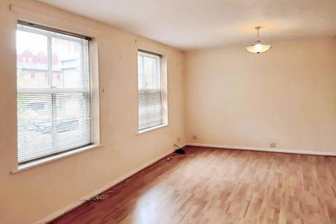2 bedroom flat to rent, Navigation Walk, Leeds, UK, LS10