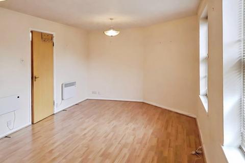 2 bedroom flat to rent, Navigation Walk, Leeds, UK, LS10