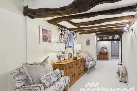 3 bedroom character property for sale, 1 Coronation Square, Romney Marsh, Lydd, TN29