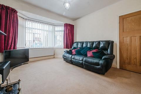 4 bedroom semi-detached house for sale, Fairway, Prestwich, M25