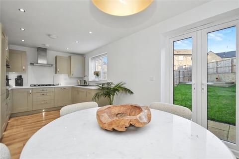 4 bedroom semi-detached house for sale, Ramble Crescent, Micklefield, Leeds, West Yorkshire