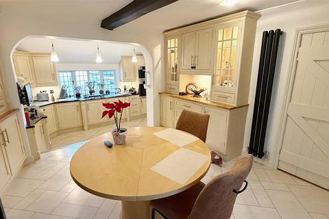 2 bedroom link detached house for sale, Park Drive, Four Oaks, Sutton Coldfield