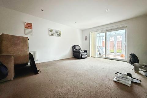 3 bedroom townhouse for sale, Rothwell Close, Telford TF2