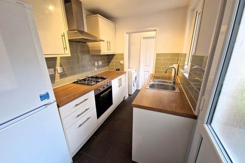 3 bedroom terraced house to rent, Reading, Berkshire