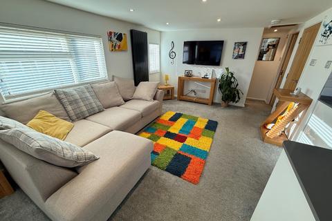 1 bedroom semi-detached house for sale, Castle Hill Road, Dunstable LU6