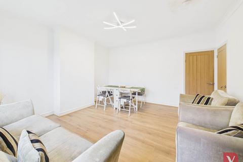 undefined, Poynters Road, Dunstable LU5