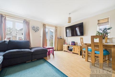 3 bedroom semi-detached house for sale, Welton Rise, St Leonards on Sea